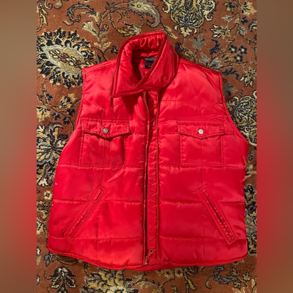 Tommy red puffer vest XL